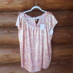 LC Lauren Conrad NWT Pink Crushed Velvet Fairy Pleated Neck Whimsy Top Size XXL